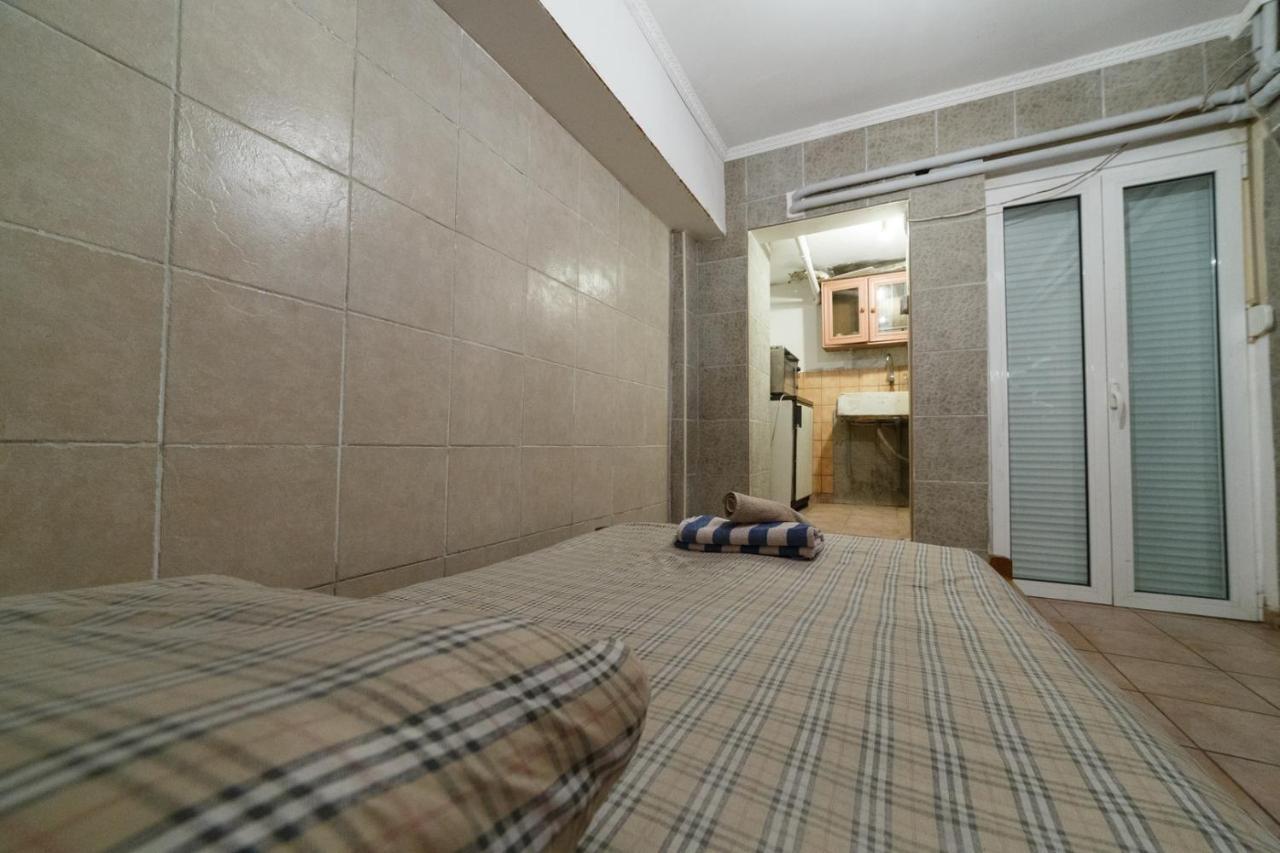 Апартаменти Private Flat For 2 Or 3 With Back Yard Near Exarhia Square And Archaelogical Museum Афіни Екстер'єр фото